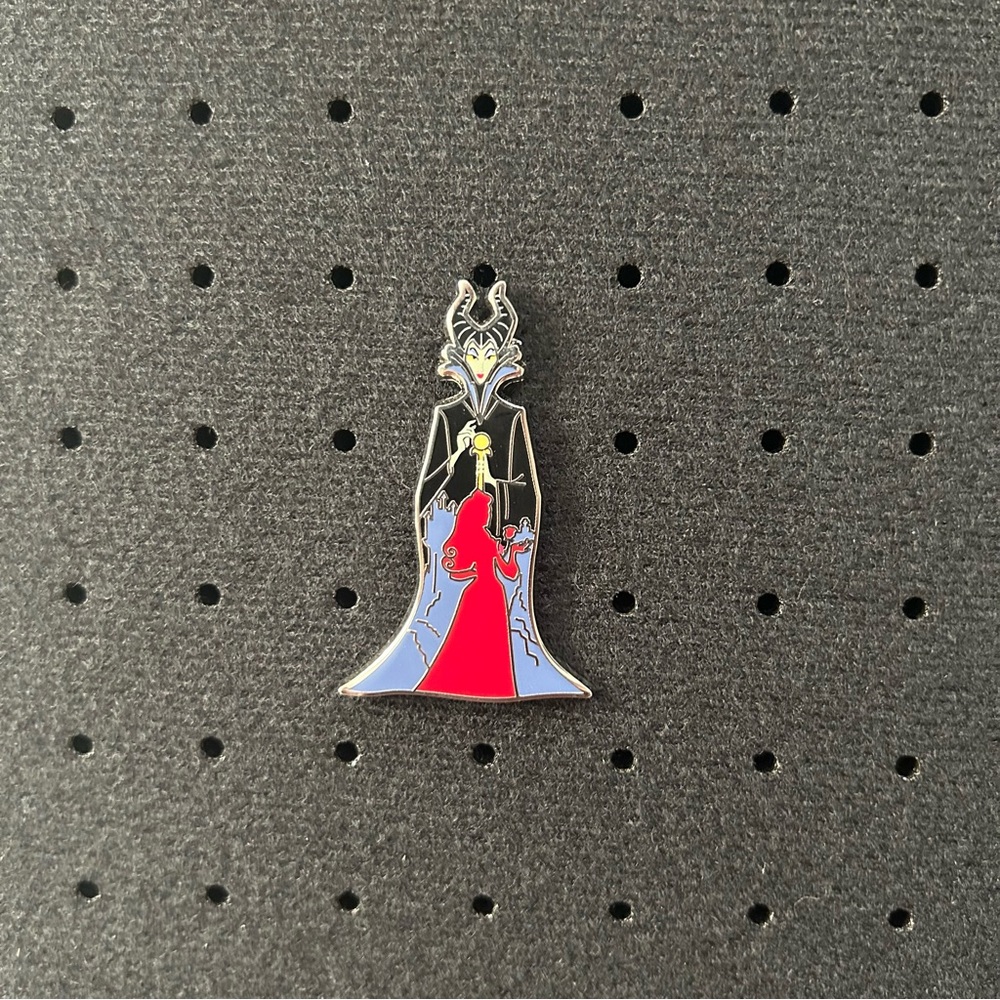 Overshadowing Villians - Maleficent Pin
